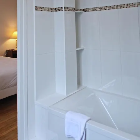 Renovated Flat Montparnasse Paris